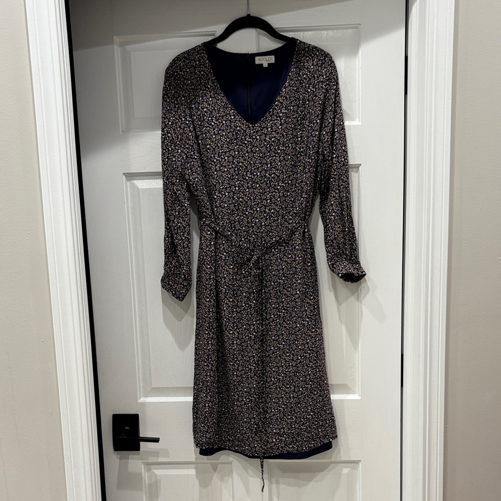 Roolee - mom dress - L- Navy Floral Long Sleeve Dress